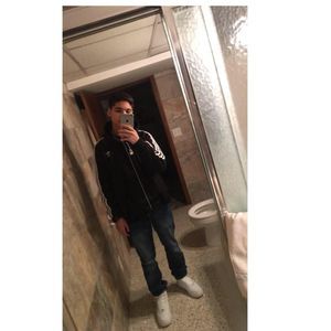 Meet your Posher, Lüis